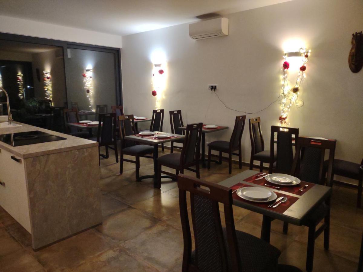Suites Sunny Hill Moncarapacho Bagian luar foto
